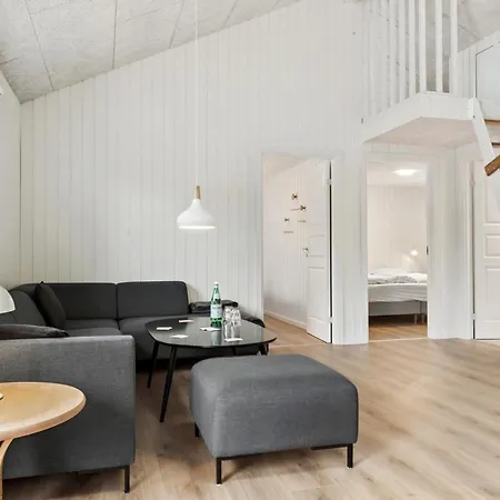 Awesome Home In Glesborg With Sauna