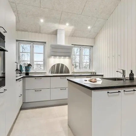 Awesome Home In Glesborg With Sauna Glesborg