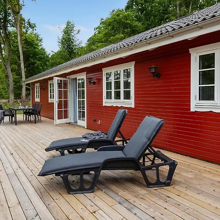 Awesome Home In Glesborg With Sauna * Glesborg