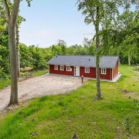 Сasa de vacaciones Awesome Home In Glesborg With Sauna Glesborg